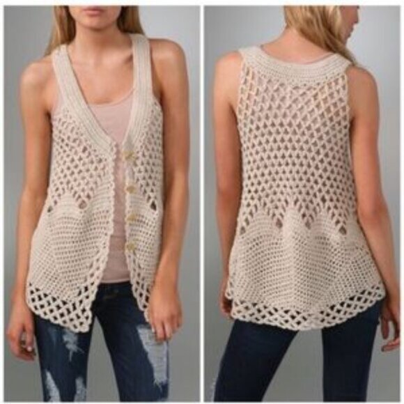Free People Sweaters - LIKE NEW! Free People Oversized Boho Crochet Knit Vest Size Large